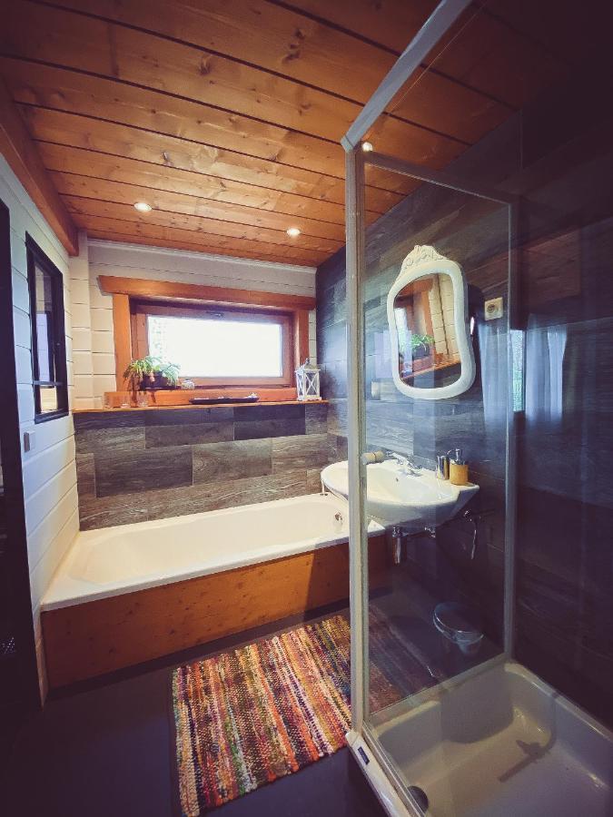 Nidwazo - Ecolodge & Maison D'Hotes Trooz ภายนอก รูปภาพ